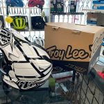 Casco Troy Lee Designs D3 Vertigo. Protezioni per BMX e MTB DH Downhill Verona