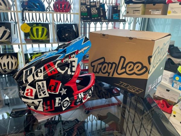 Casco Troy Lee Designs D3 anarchy black. Protezioni per BMX e MTB DH Downhill Verona