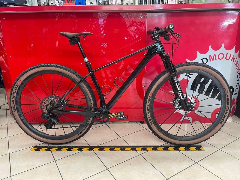 Bici Unno Aora carbonio 29”. Bicicletta MTB Mountain Bike Verona