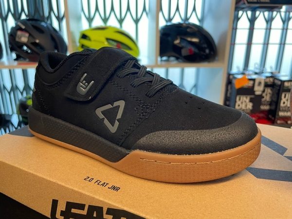 Scarpe Flat LEATT 2.0 bimbo. Scarpe bici MTB Mountain Bike flat Verona