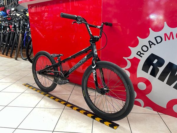 Bici Stay Strong personalizzata. Bicicletta BMX Race Verona