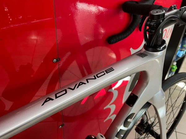Bicicletta RMC Advance 2023. Bici da strada Verona. Bike da corsa