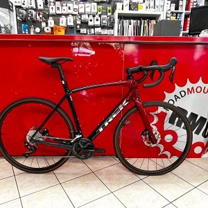 Bici Trek Domane SL5 2023. Bicicletta da strada e da corsa Verona