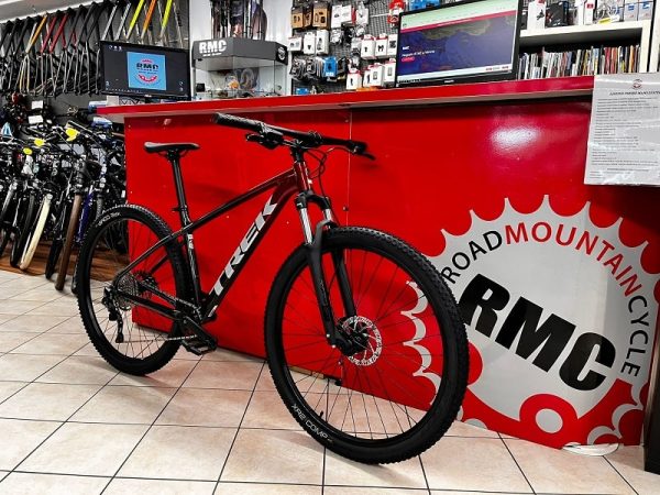 Bici Trek Marlin 6 2023. Bicicletta MTB Mountain Bike a Verona