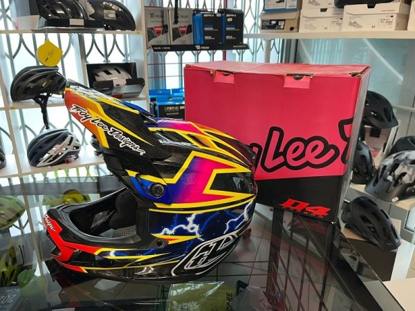 Casco Troy Lee Designs D4 carbonio fulmin. BMX e MTB DH Downhill