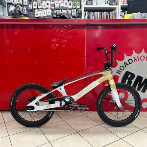 Prophecy Scud Evo 3 custom 2. BMX Race Verona - RMC