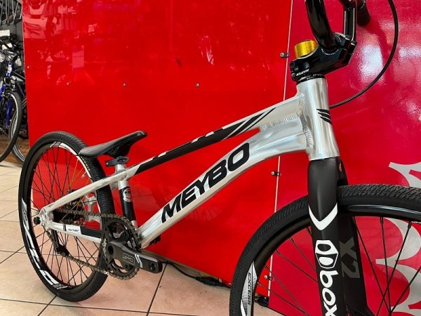 Bici Meybo HSX silver 2023. BMX Race Verona. RMC Bicicletta