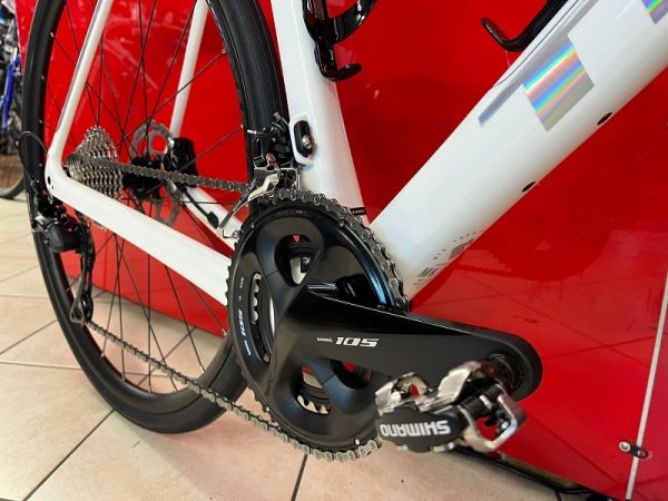 Trek Domane SL5 2023. Bici da strada Verona. Bicicletta da corsa