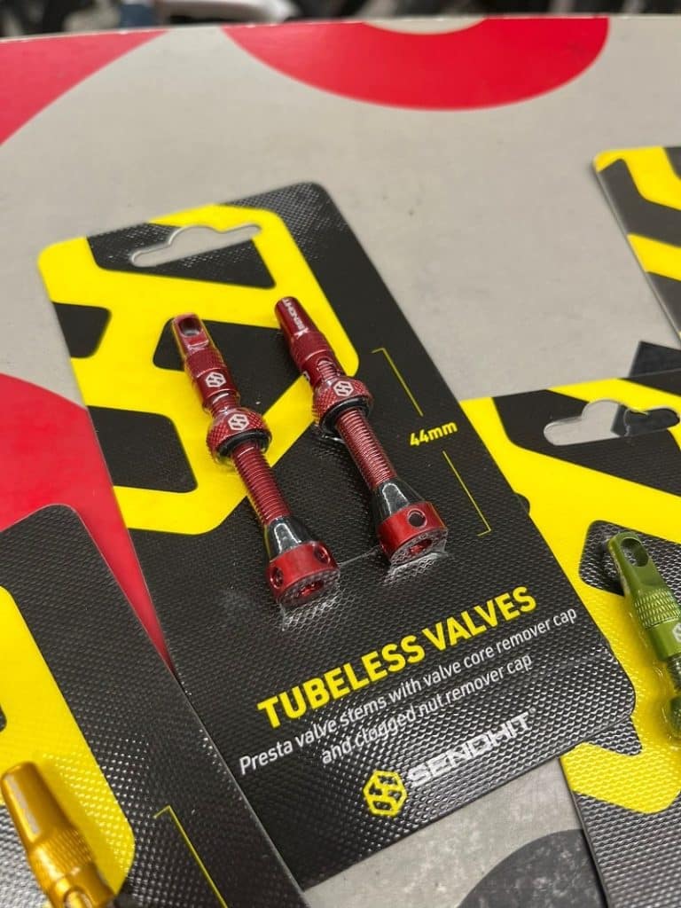 Valvole tubeless SENDHIT