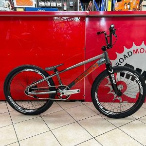 Meybo Cruiser HSX. BMX Race Verona