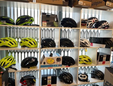 Caschi corsa - Abbigliamento e protezioni