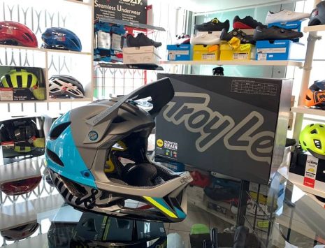 Casco Troy Lee Designs STAGE Nova Enduro. Casco MTB Enduro Verona. Accessori e protezioni bici