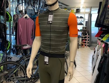 Completino Nalini per Gravel. Abbigliamento per bici. RMC negozio bici Verona