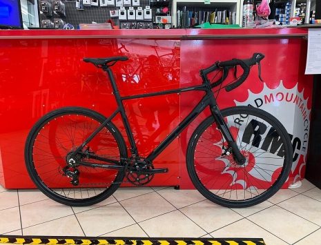 Mbm Gravel Starlight. Bicicletta gravel. Bici ciclocross Verona. RMC negozio di bici bici