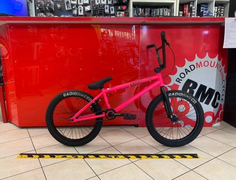 RADIO BMX Freestyle, street e dirt. Bici bmx freestyle a Verona. RMC negozio di biciclette a Verona