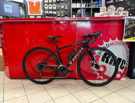 Trek Domane AL 2. Bici da strada Verona