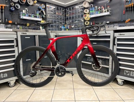 Trek Madone SLR ProjectOne. Bici da strada Verona